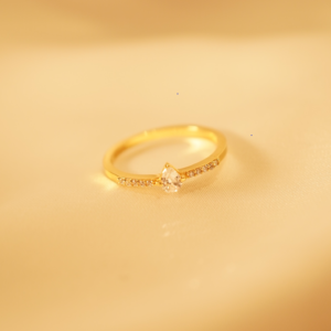 18K Yellow Gold Ring