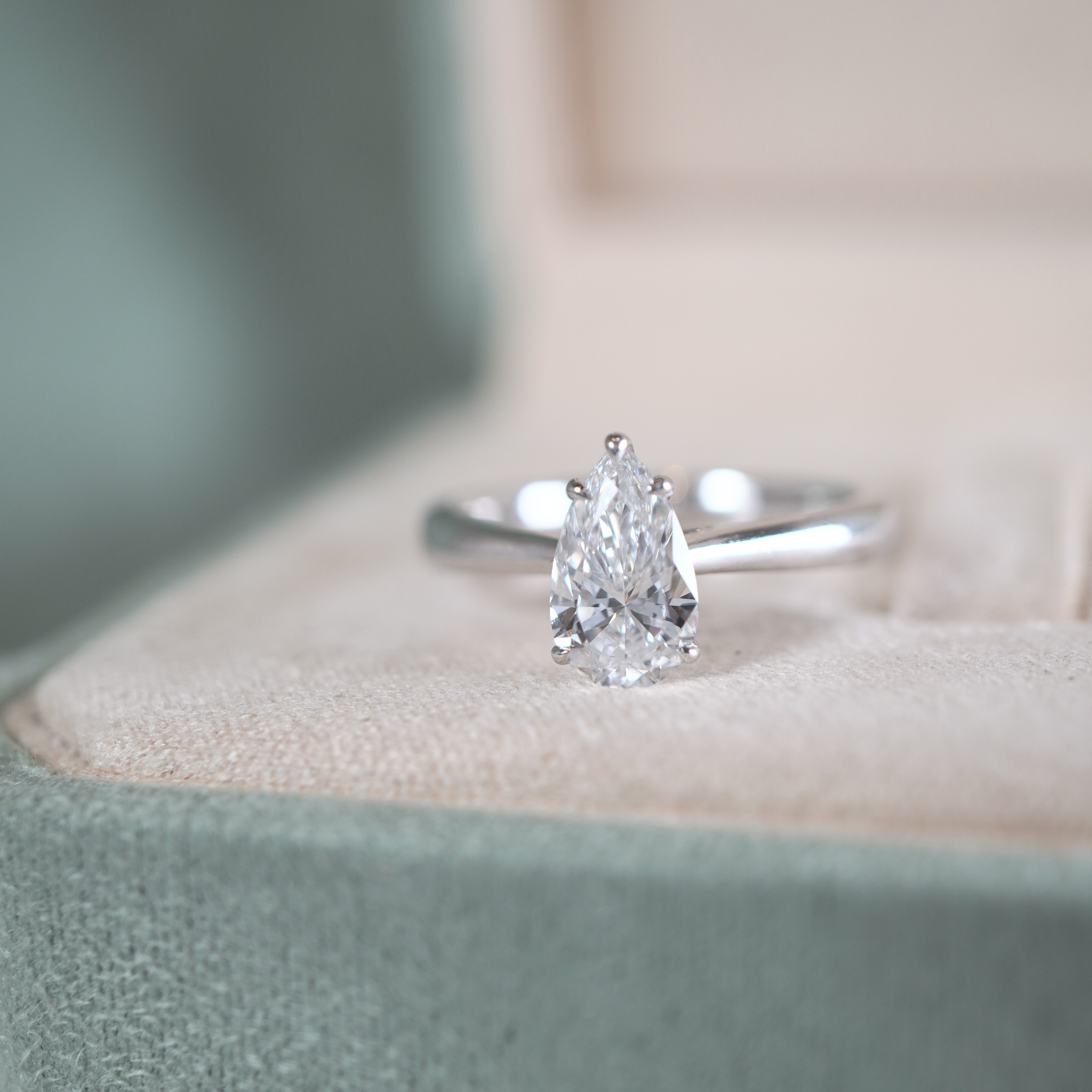 Pear 18K White Gold Ring (Lab Grown Diamond Ring)