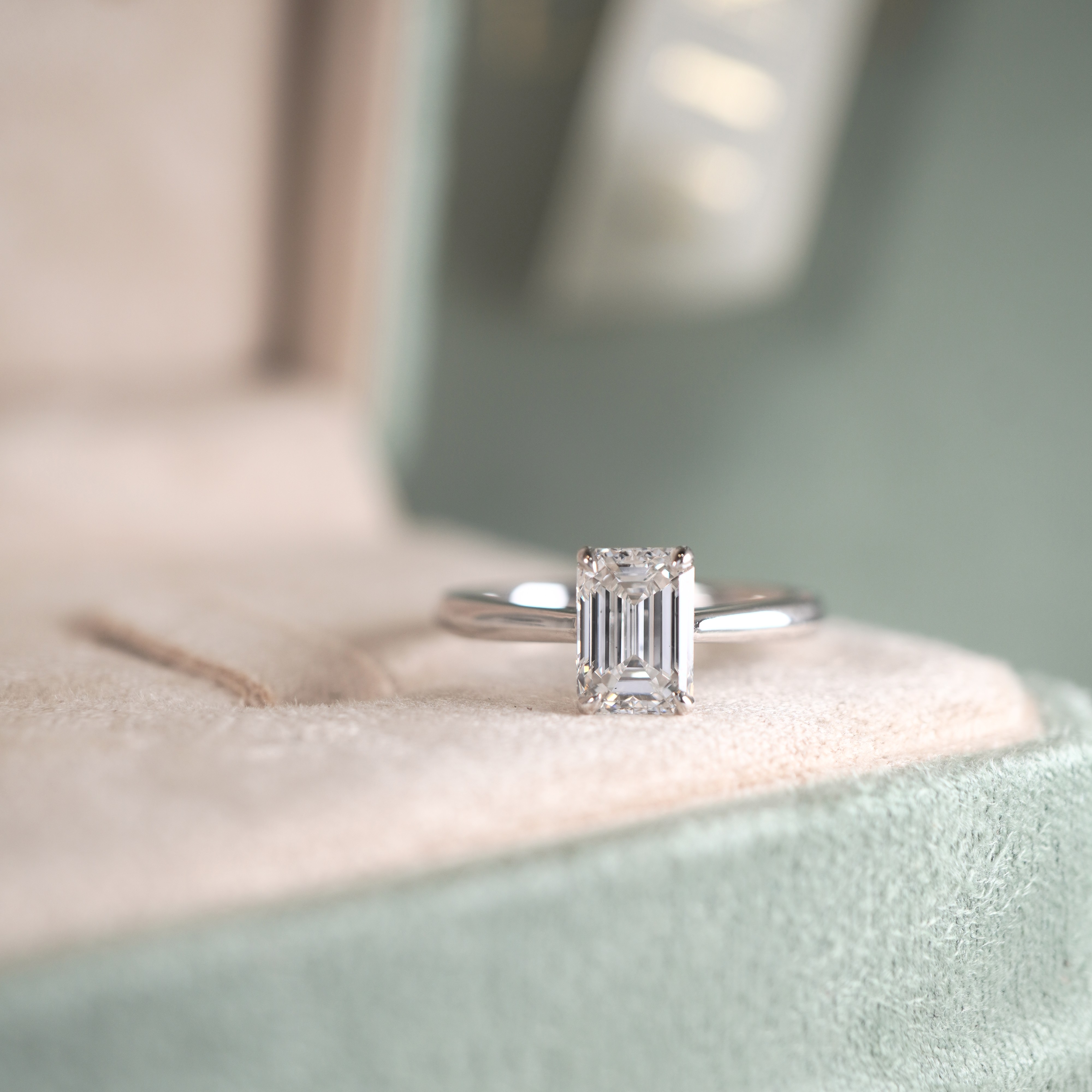 Emerald 18K White Gold Ring (Lab Grown Diamond Ring)